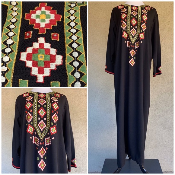 Vintage Caftan Abaya Black Embroidery size Large - Picture 1 of 8